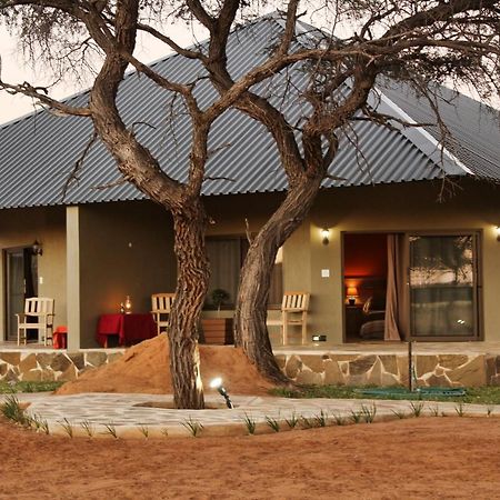 Africa Awaits Lodge & Safaris Gobabis Exterior photo
