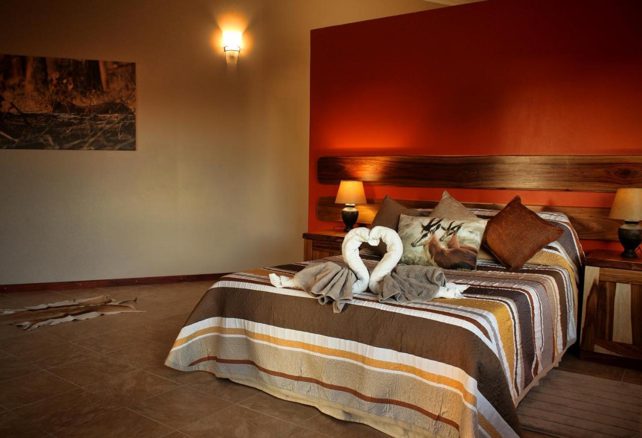 Africa Awaits Lodge & Safaris Gobabis Exterior photo