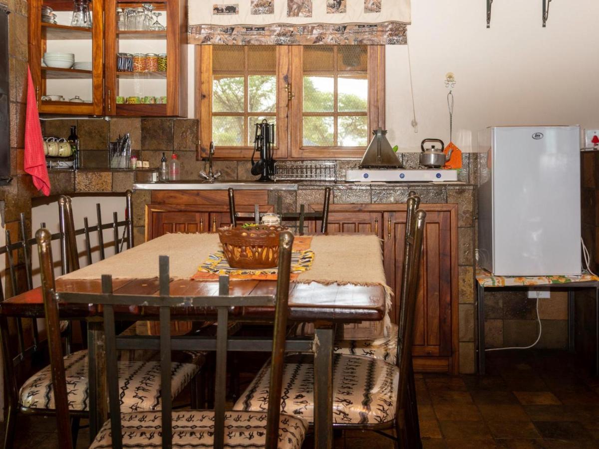 Africa Awaits Lodge & Safaris Gobabis Exterior photo